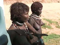 africa woman show tits